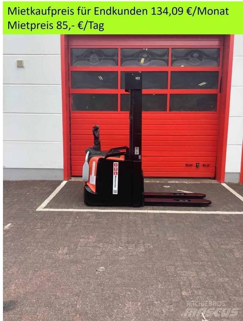 Toyota SPE140L Empilhador para operador externo