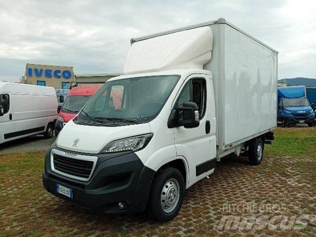 Peugeot BOXER Caminhões de caixa fechada