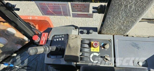 CAT CP 74 Walzenzug / CS Outros Camiões