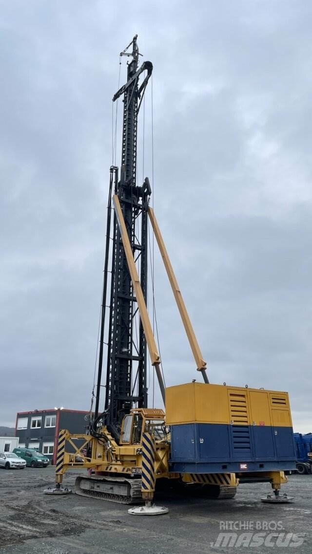 IHC Fundex F12SE Outros Camiões