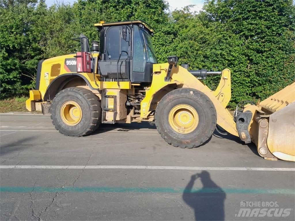 CAT 950M Carregadeiras de rodas