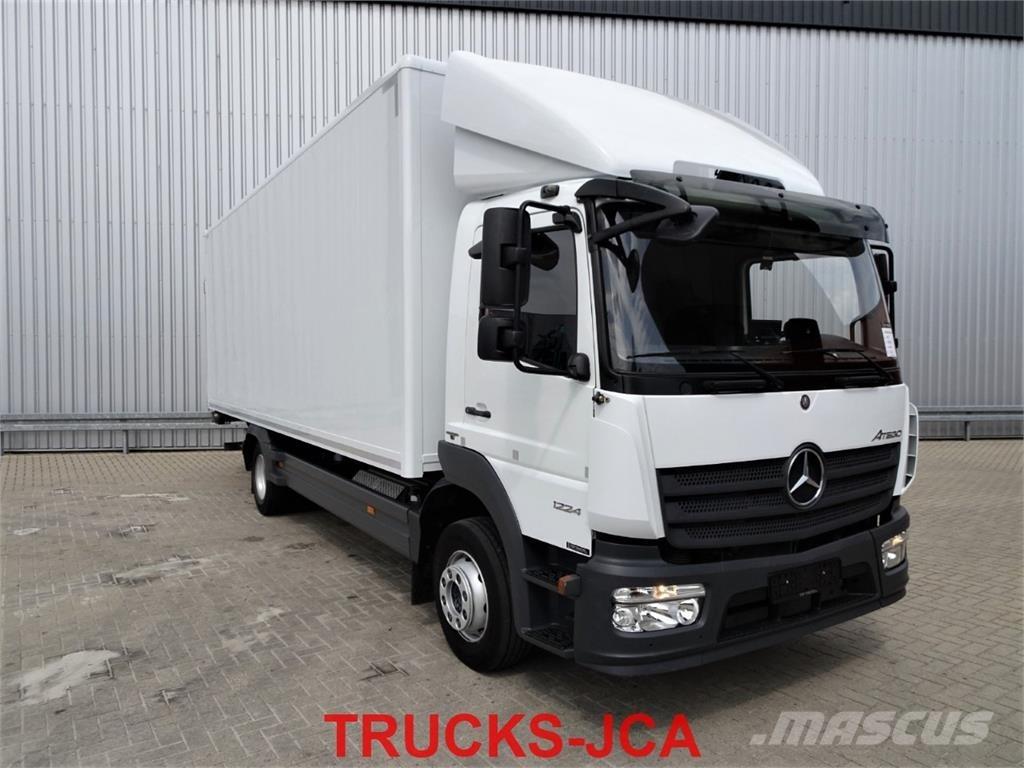 Mercedes-Benz Atego 1224 Caminhões de caixa fechada