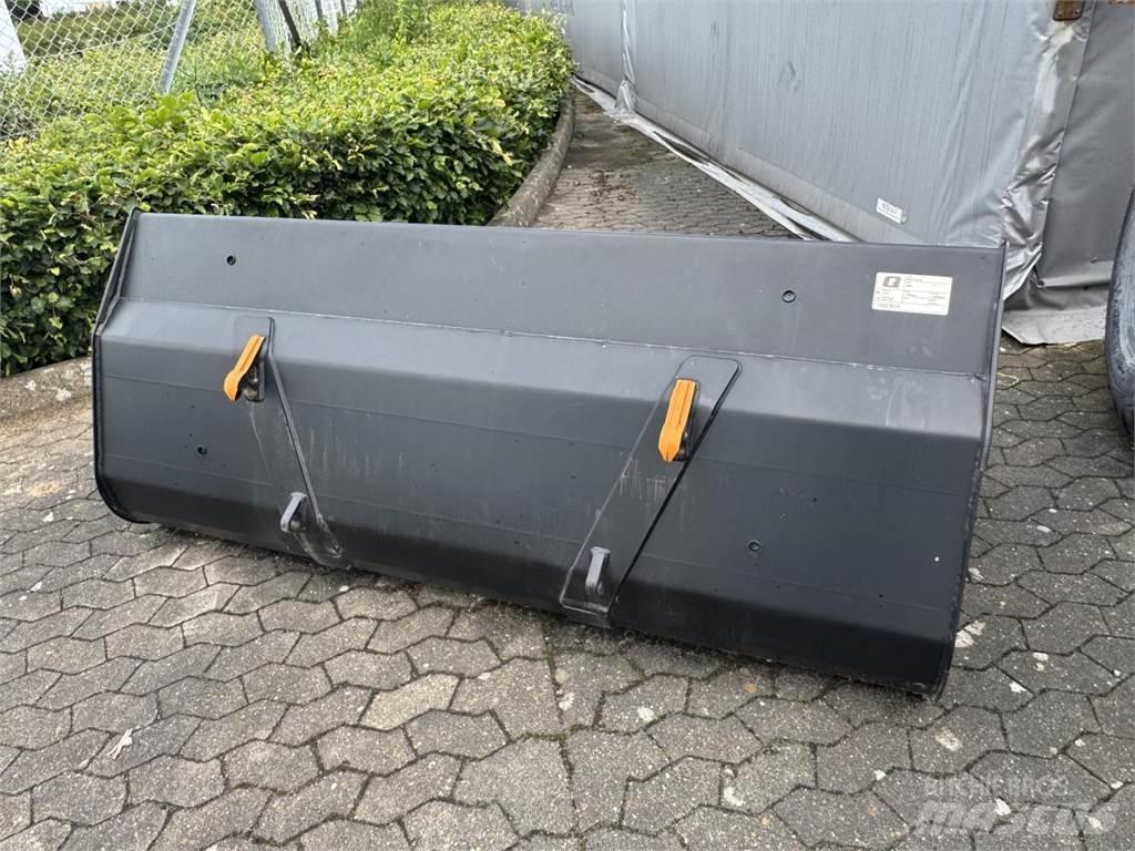 Ålö VL 225 SKOVL Carregadoras frontais e escavadoras