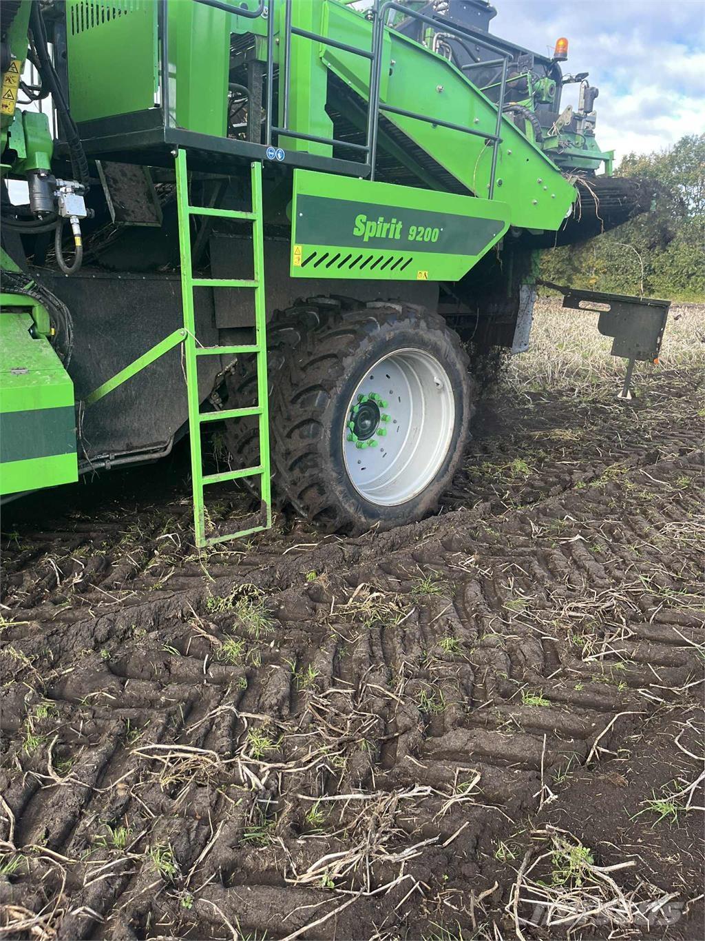 AVR 9200 CR Equipamentos Colheita e apanha de Batatas