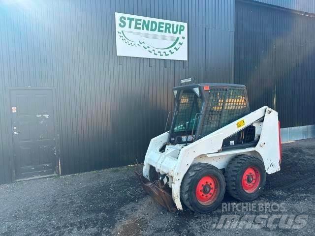 Bobcat S130 Mini carregadoras