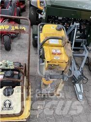 Bomag BT602 Saltitões