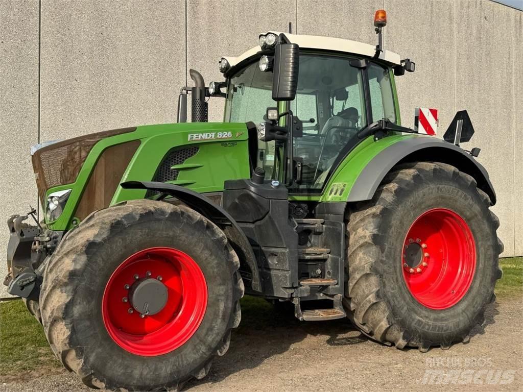 Fendt VARIO 828 Tratores Agrícolas usados