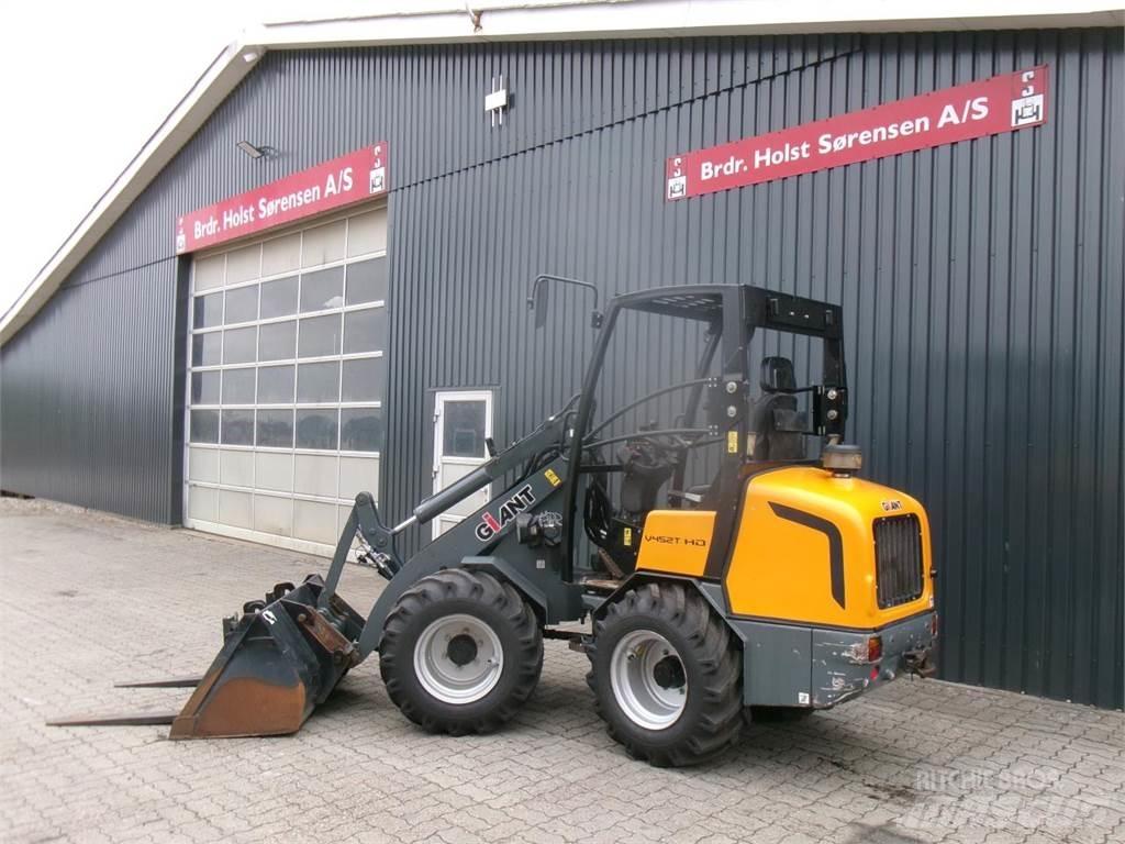 GiANT 452THD Mini carregadoras