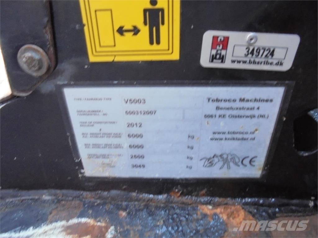 GiANT 5003 Mini carregadoras