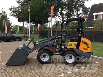GiANT G2200E Mini carregadoras