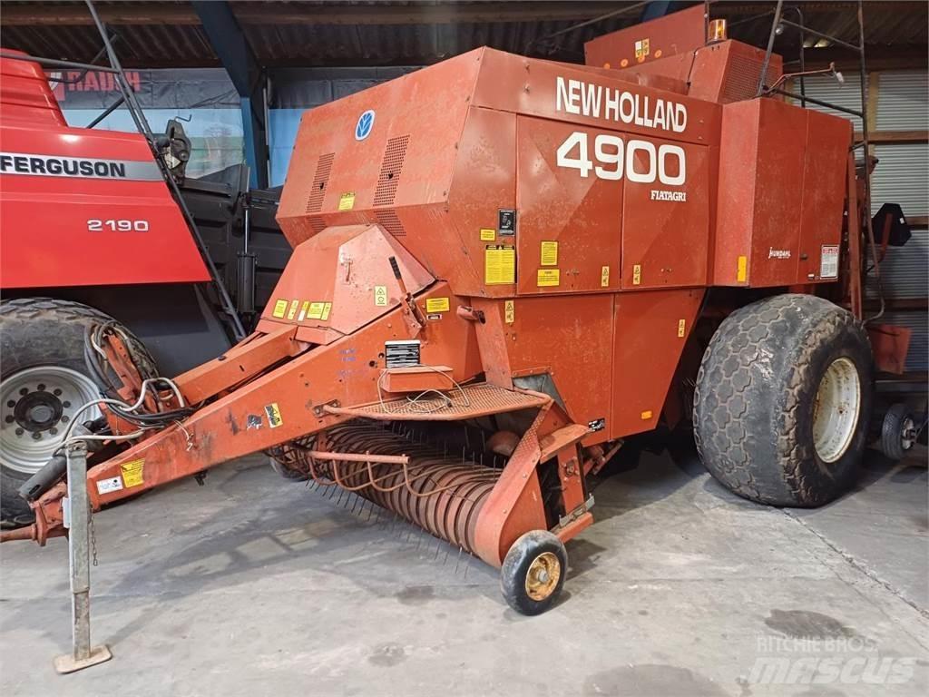 Hesston 4900 Enfardadeira de fardos quadrados