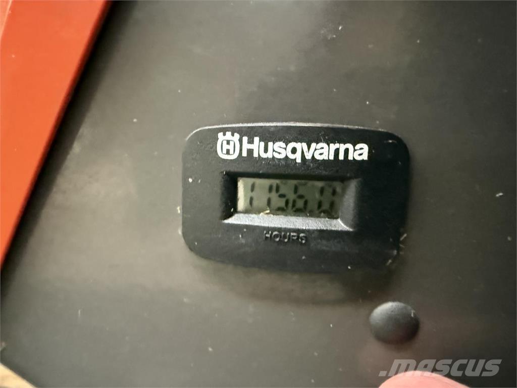 Husqvarna P525D Gadanheiras