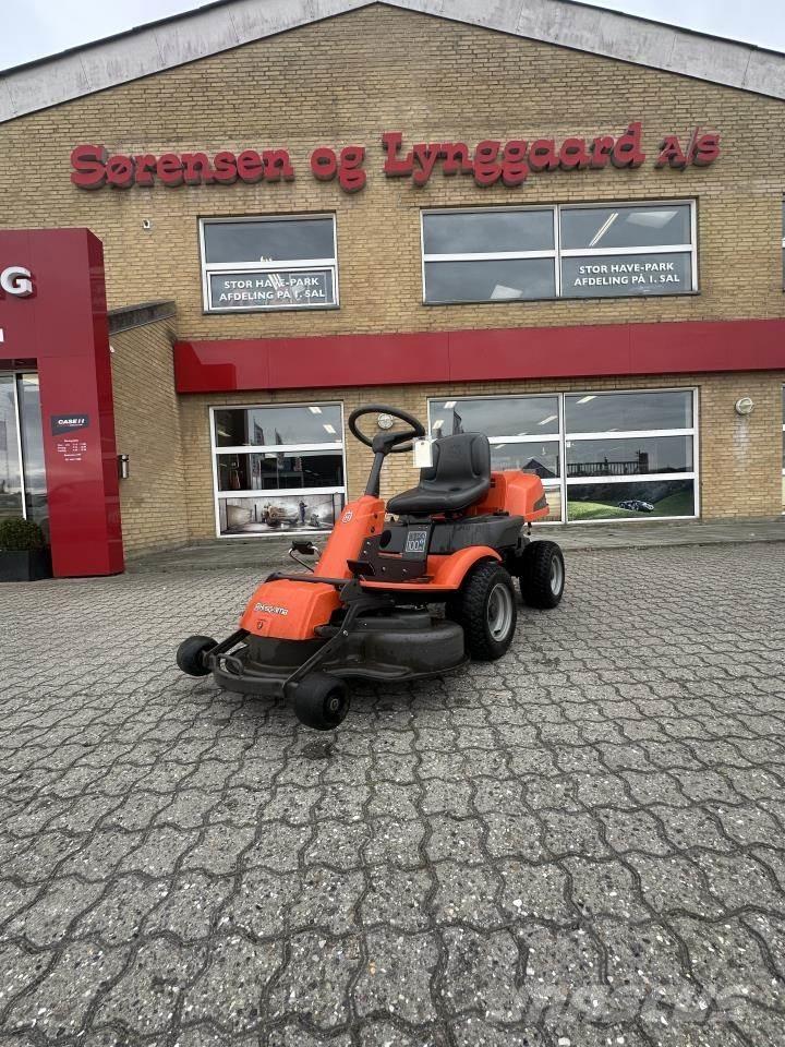 Husqvarna R13C Tractores compactos
