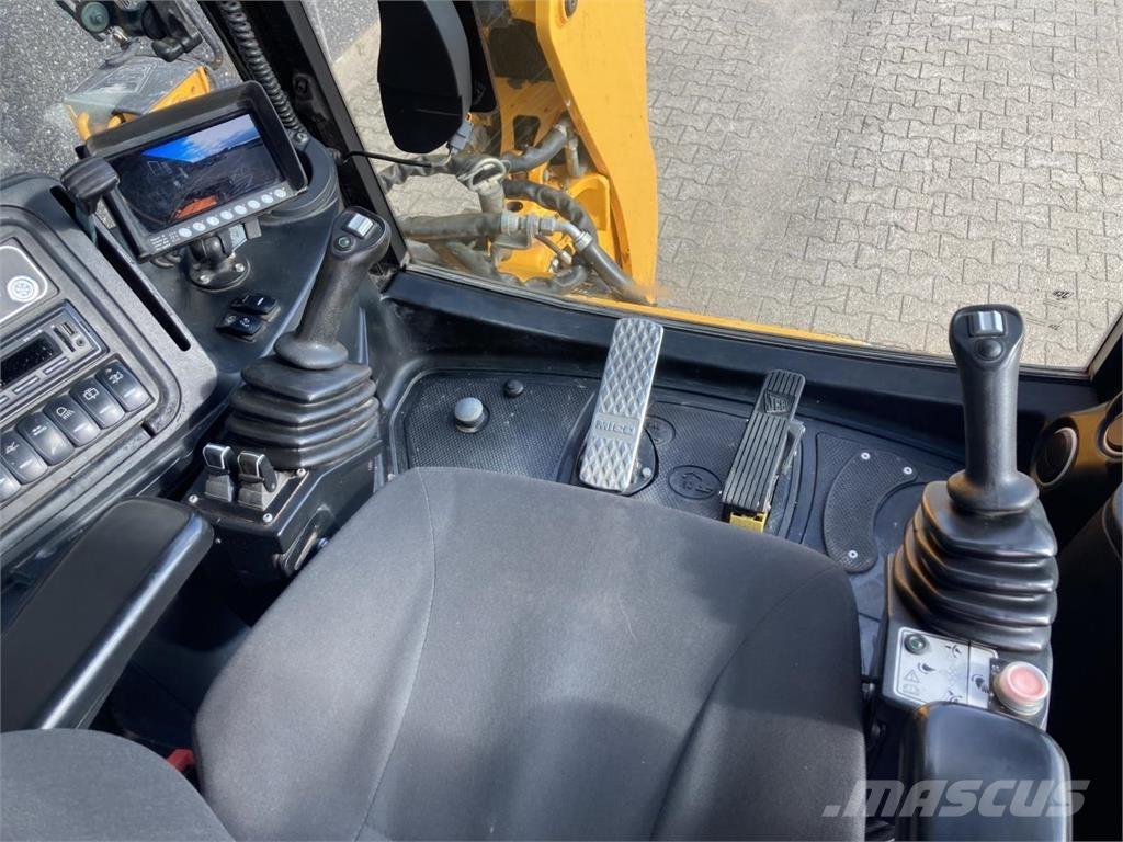 JCB 4CX Retroescavadeiras