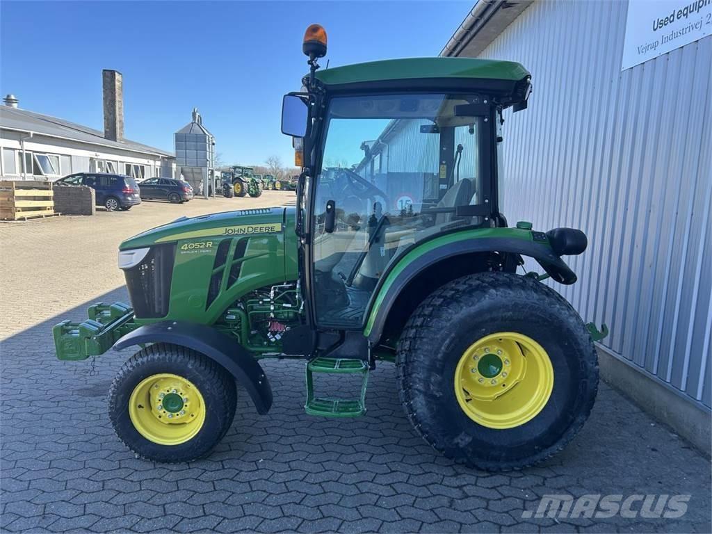John Deere 4052R Tractores compactos