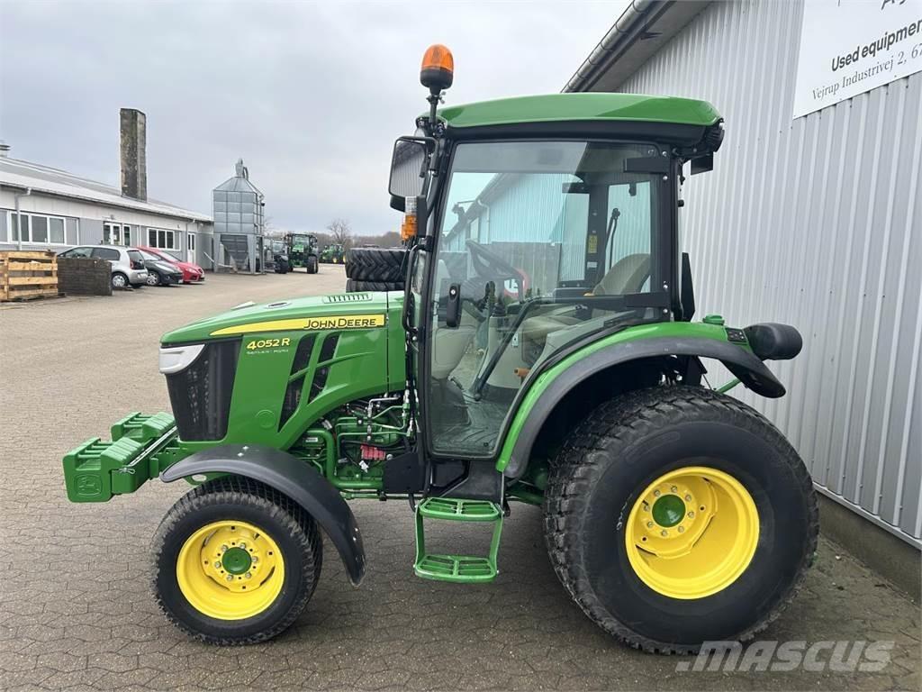 John Deere 4052R Tractores compactos