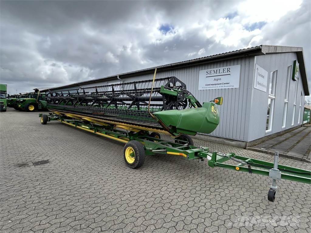 John Deere 640D Ceifeiras debulhadoras compactas