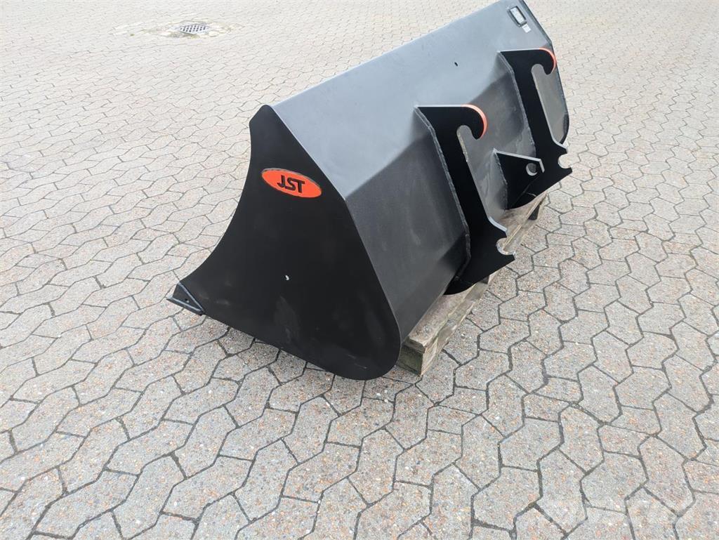 JST M SKOVL Outros acessórios de tractores