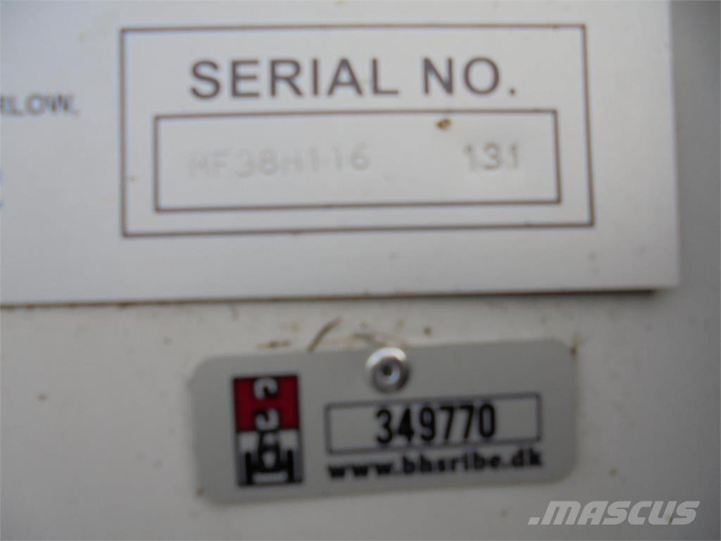 Keenan MF380 Reboques forrageiros