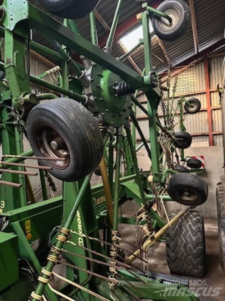 Krone SWADRO 1400 Ancinho virador