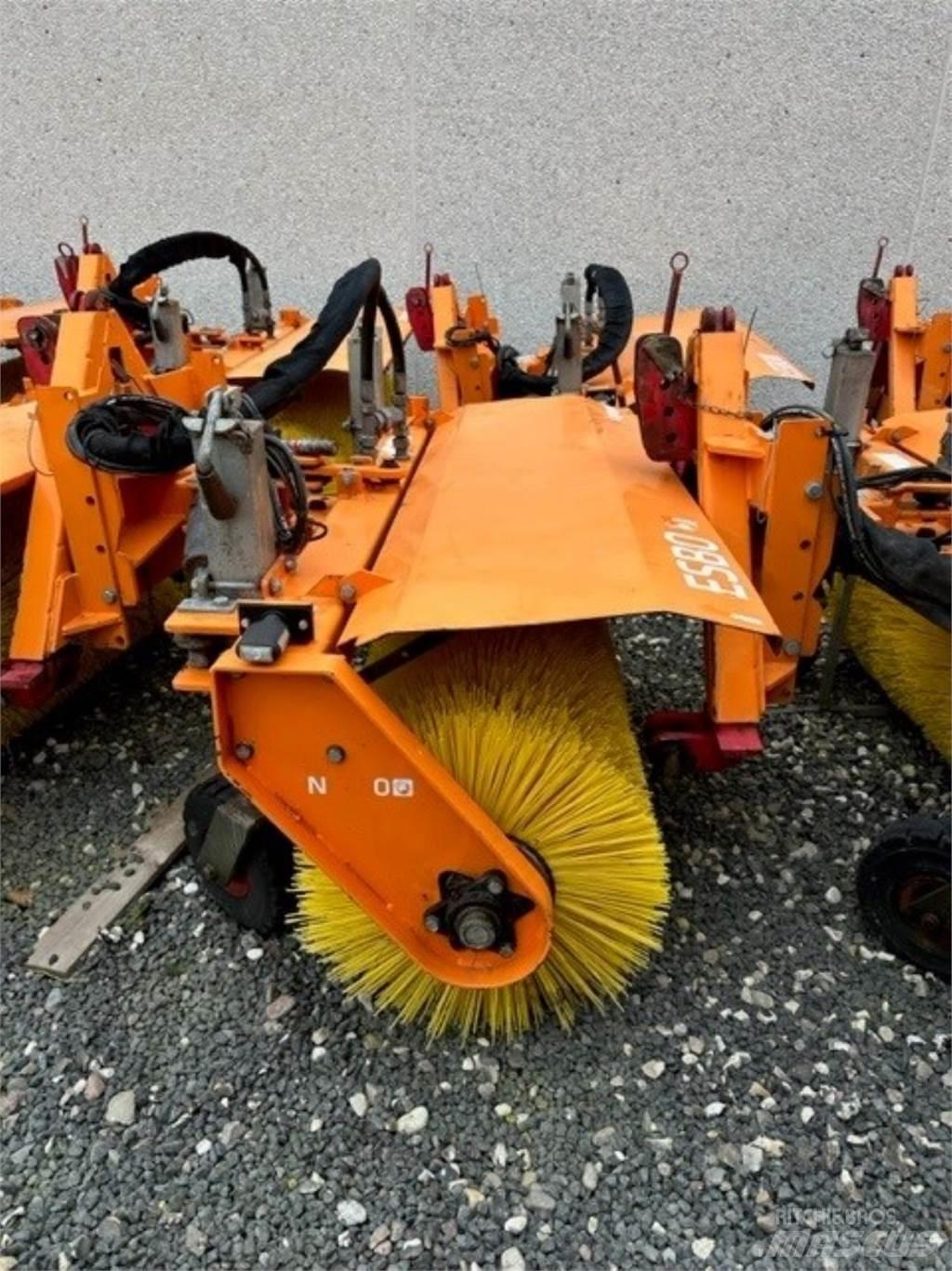 Nesbo HF1600S Varredoras