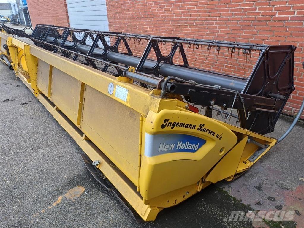 New Holland 30 X Ceifeiras debulhadoras compactas