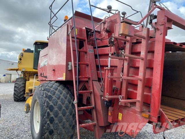 New Holland BB980 Enfardadeira de fardos quadrados