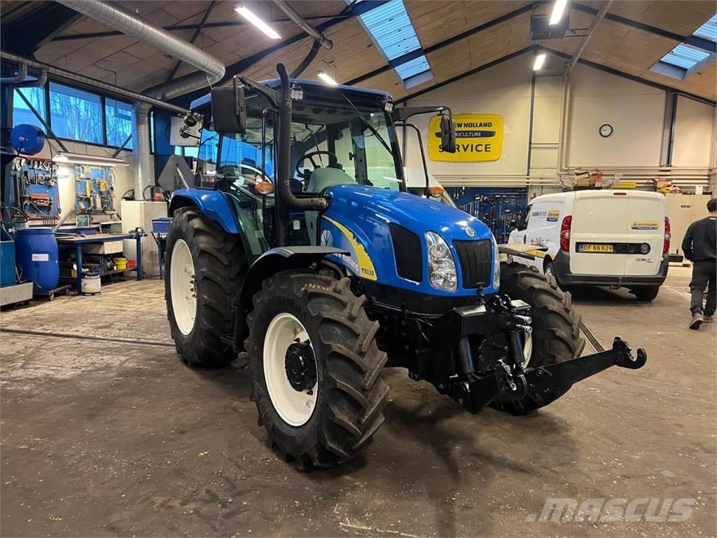 New Holland T5030 Tratores Agrícolas usados