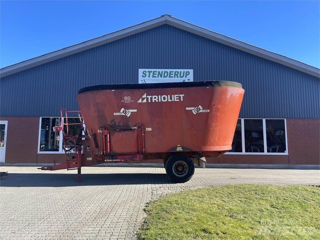 Trioliet 2400 L Reboques forrageiros