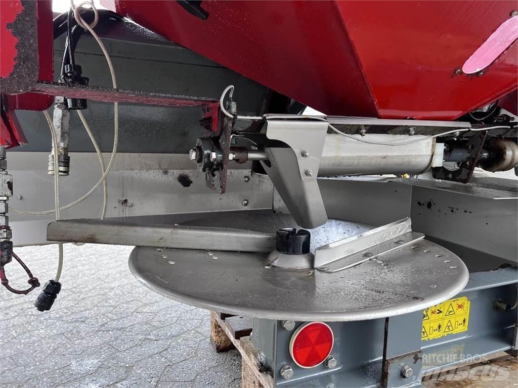 Unia MXL3000 Pulverizadores de fertilizante