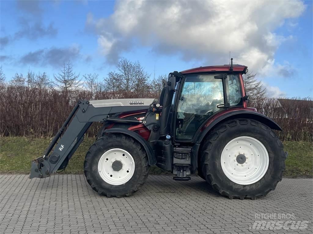 Valtra N 174 Tratores Agrícolas usados