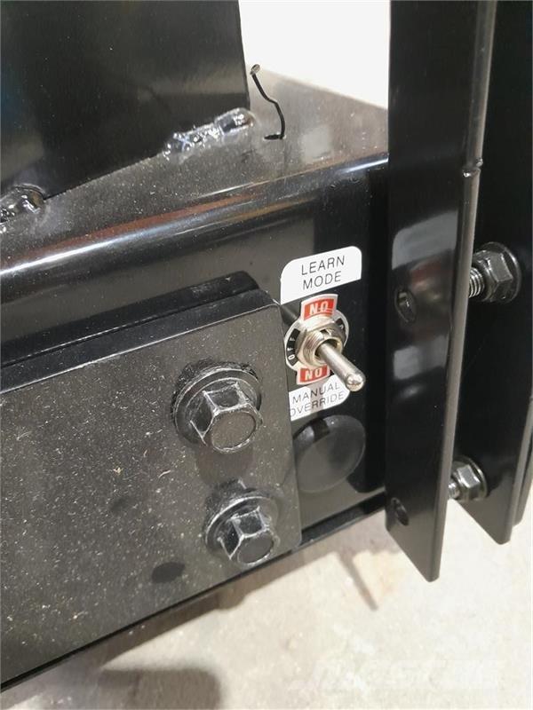  - - - BOXER Espalhadores de areia e sal