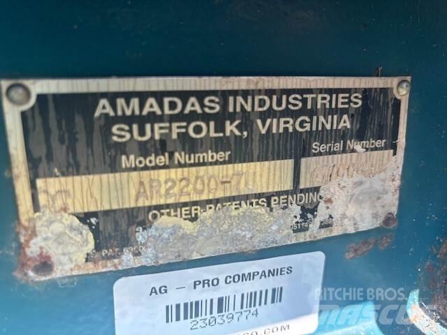 Amadas AR2200 Ceifeiras debulhadoras