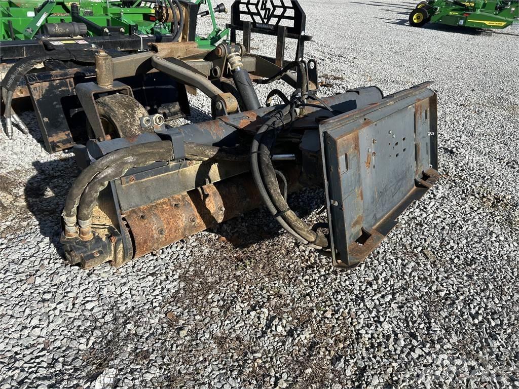 Bobcat 84SCM Construção - Outros
