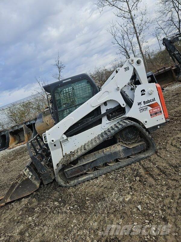 Bobcat T740 Mini carregadoras