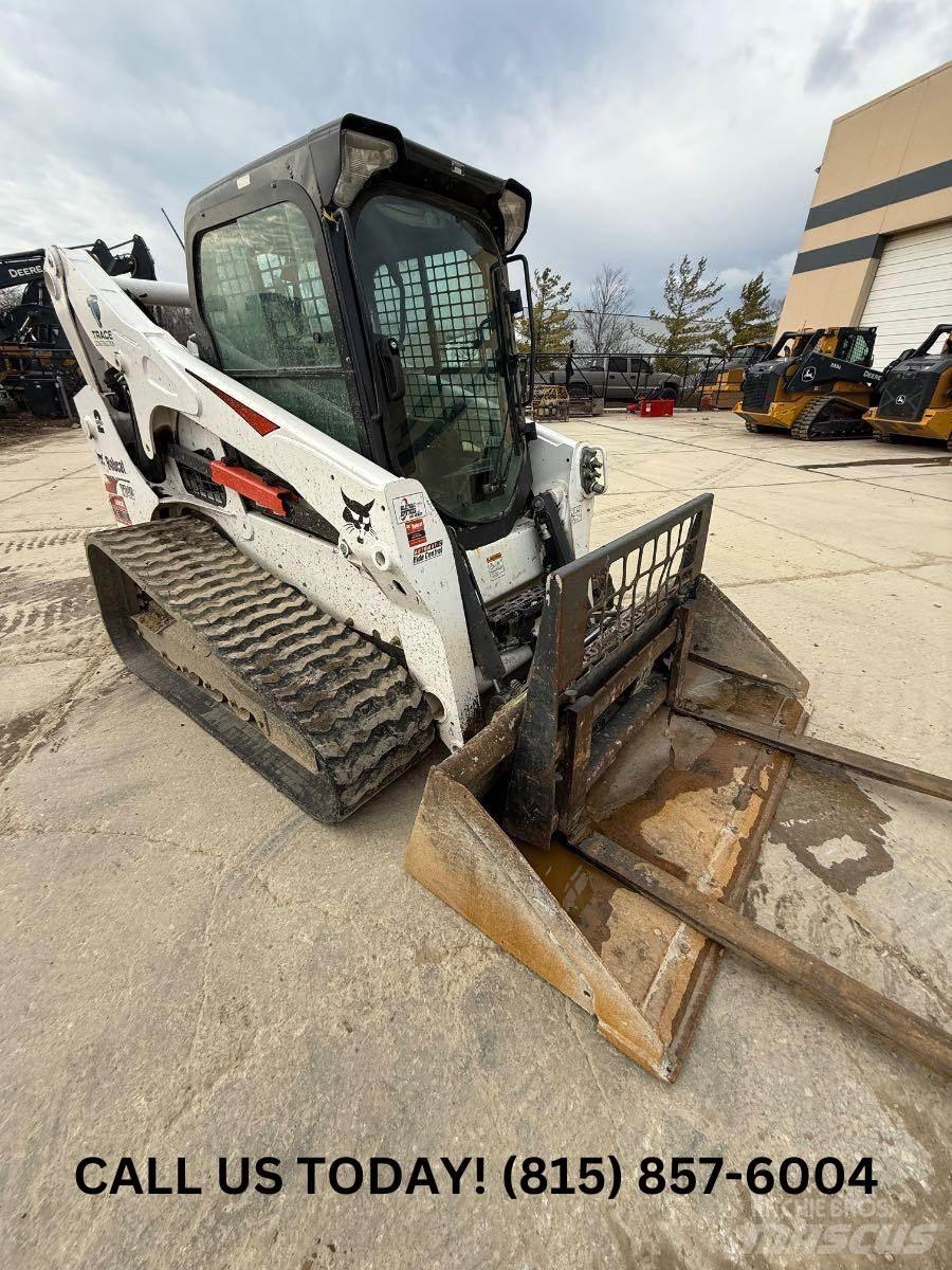 Bobcat T740 Mini carregadoras
