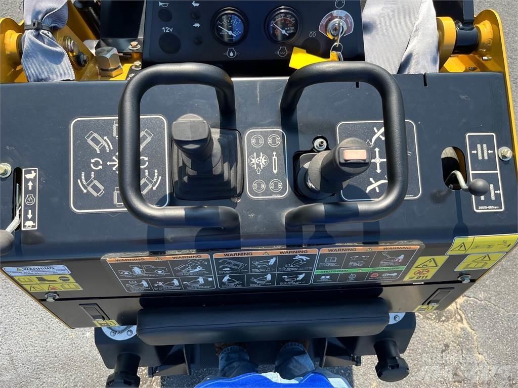 Boxer 700HDX Mini carregadoras