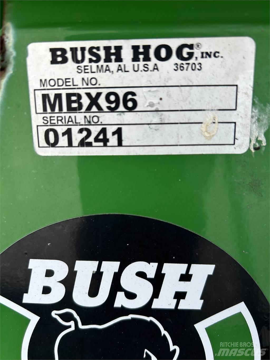 Bush Hog MBX960 Lâminas de neve e arados