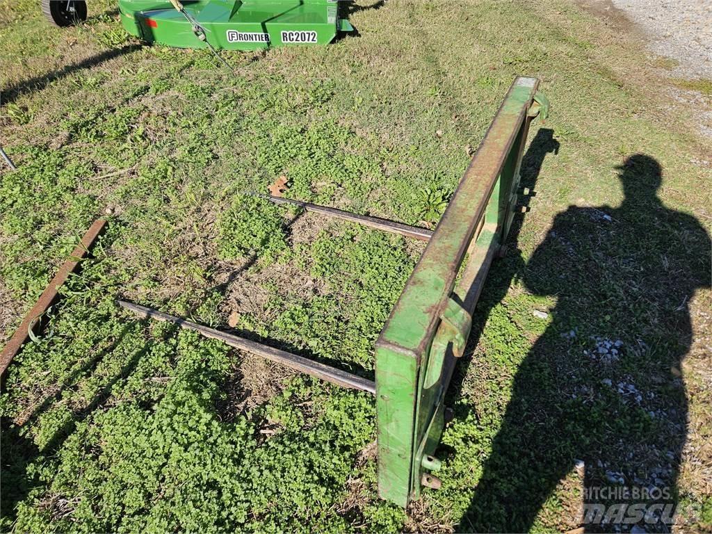 Horst JD440 Cortadores, moinhos e desenroladores de fardos