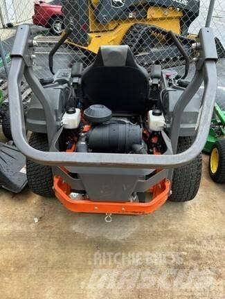 Husqvarna Z548 Corta-Relvas Zero turn