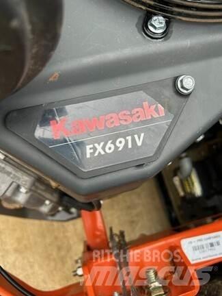Husqvarna Z548 Corta-Relvas Zero turn