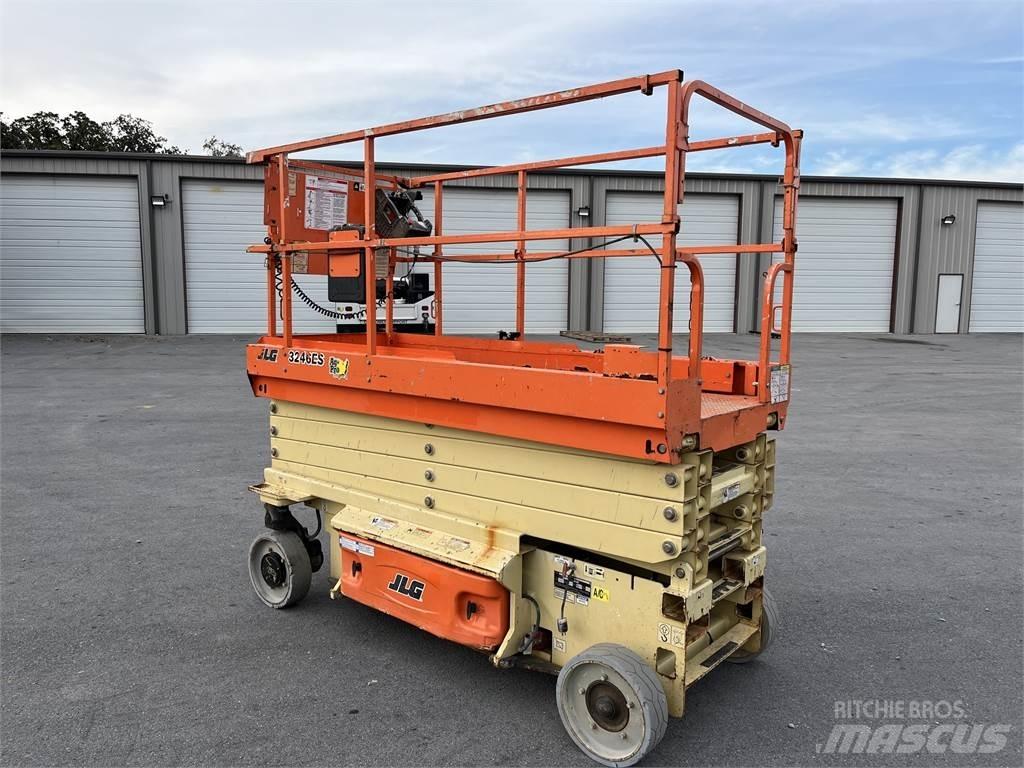 JLG 3246ES Outras gruas