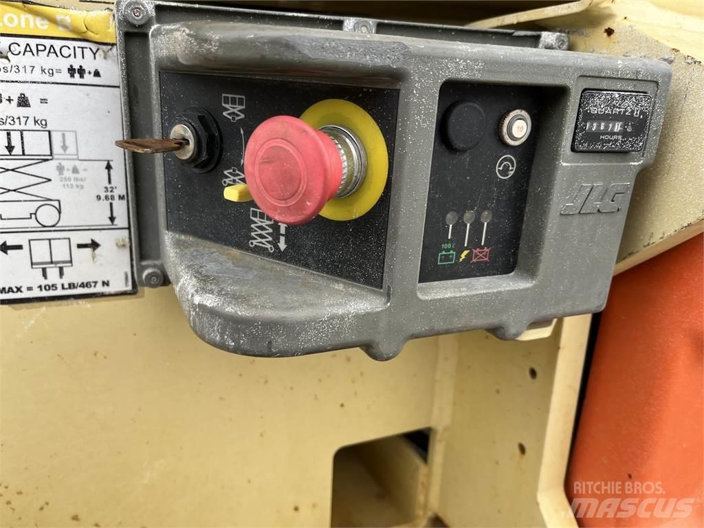 JLG 3246ES Outras gruas