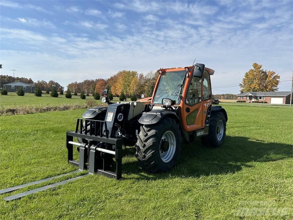JLG AG823 Manipulador telescópico