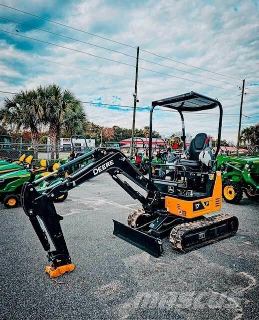 John Deere 17 P Miniescavadeiras
