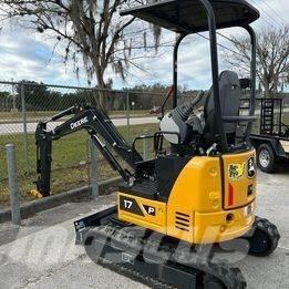 John Deere 17 P Miniescavadeiras
