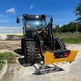 John Deere 204 G Mini carregadoras
