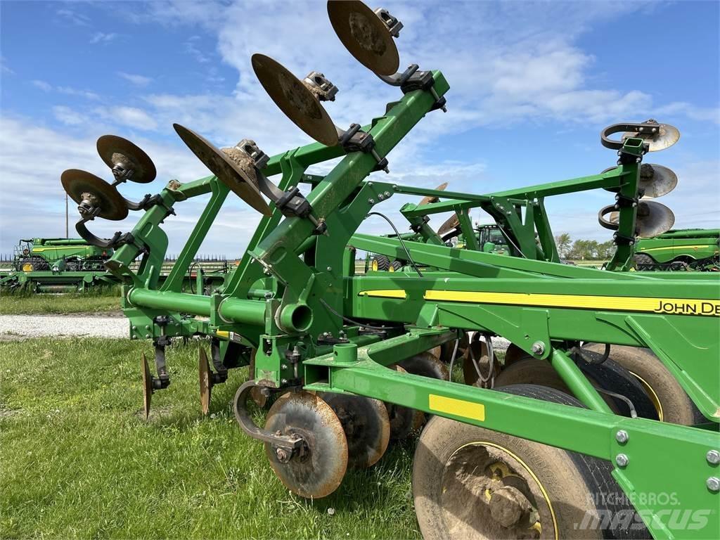 John Deere 2730 Outras máquinas de lavoura e acessórios