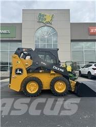 John Deere 318G Minicarregadeiras