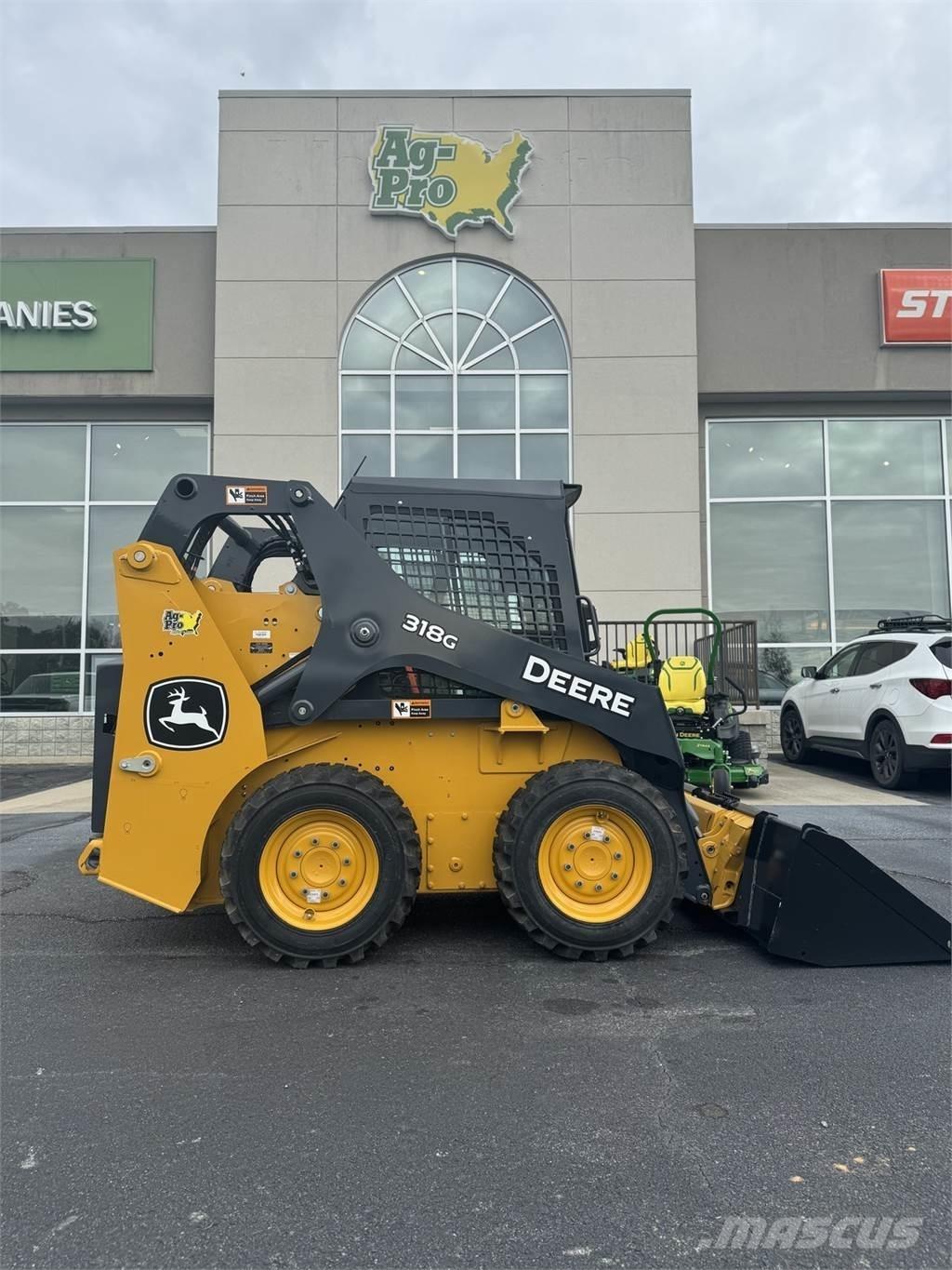 John Deere 318G Minicarregadeiras